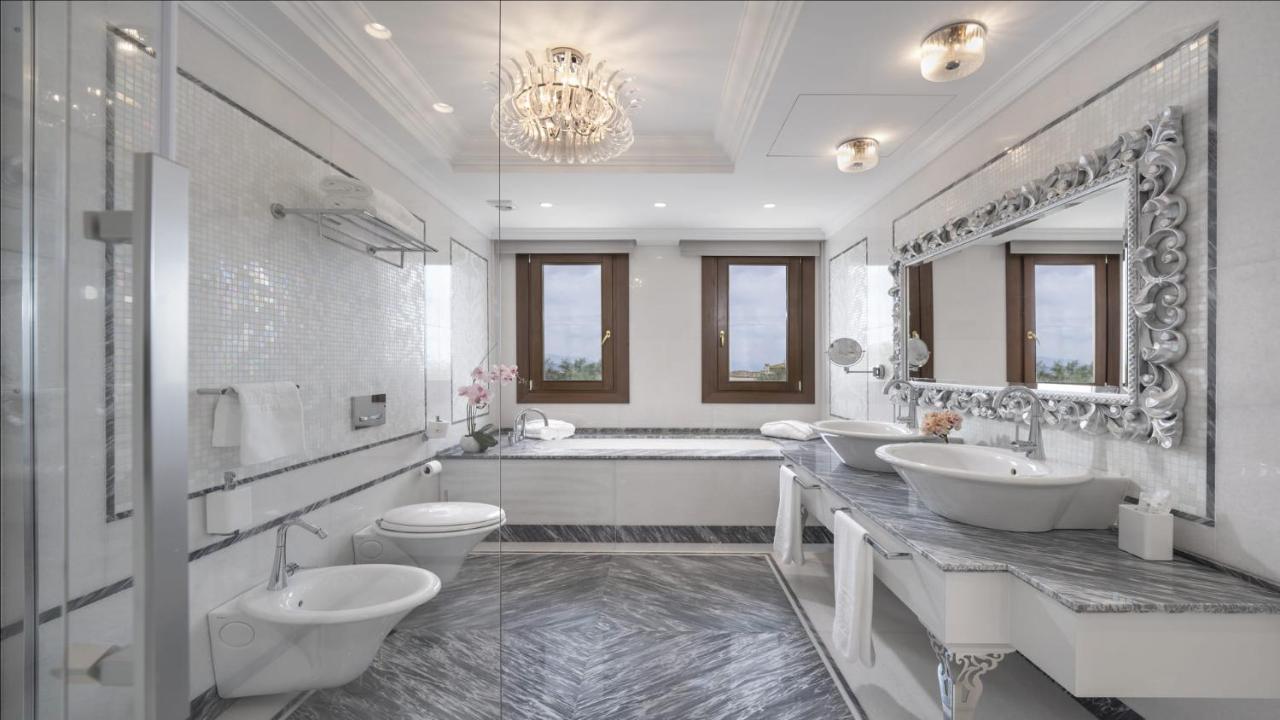 Royal Suite At The San Roque Club Luaran gambar